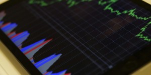 炒黄金怎么入门？黄金价格大跌之际，如何理性把握投资机会