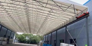 墨顿贸易：华南电动推拉棚智能加固与气候适配方案